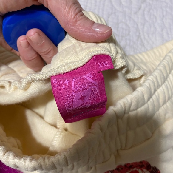 Queen Of Sparkles Heart Patterned Cream Women’s Shorts - Picture 6 of 13